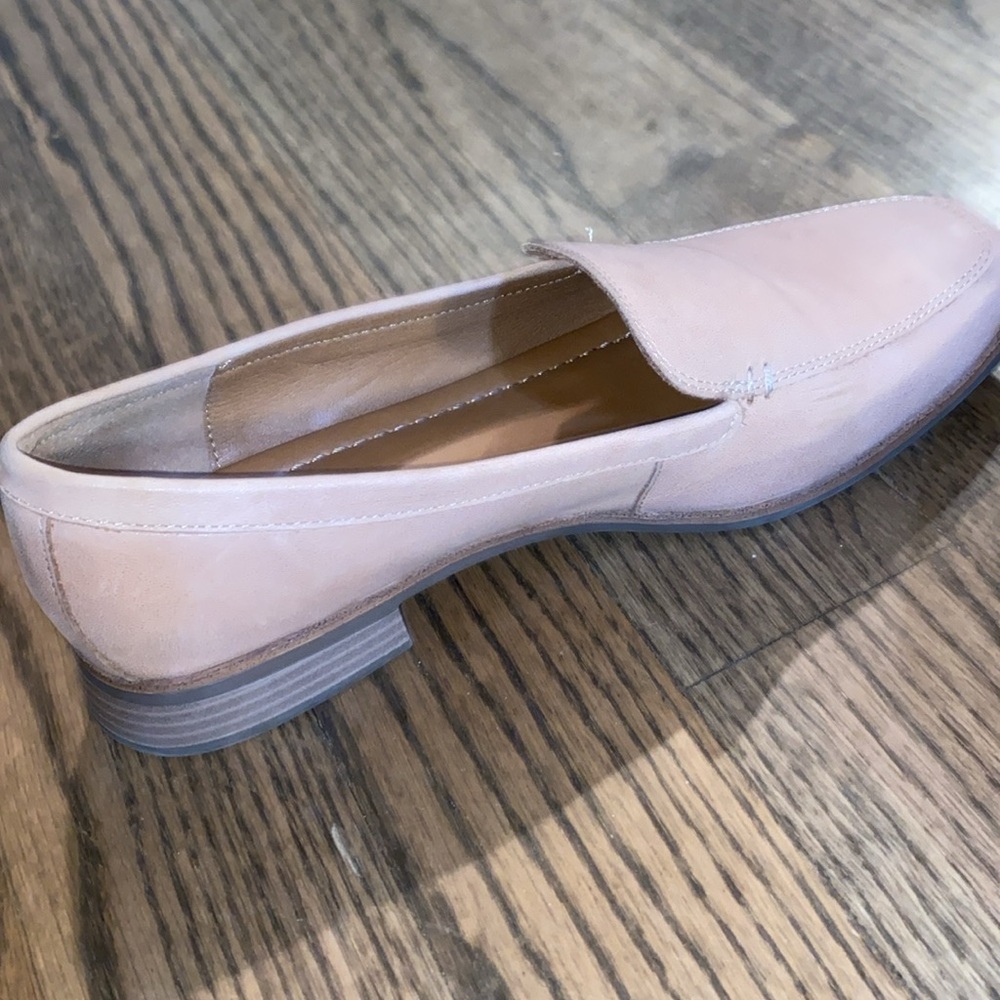 Lucky Brand - Laurien Loafers Size 10.  small scuff mark on right shoe. In photo - Picture 5 of 10